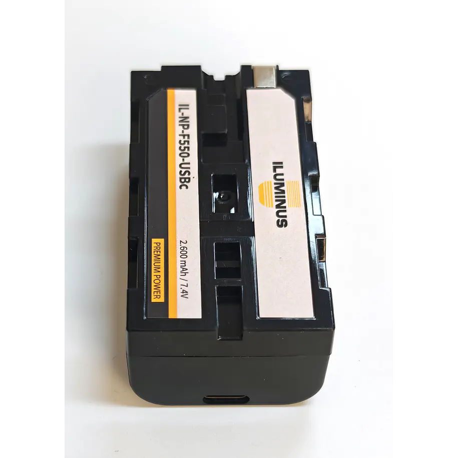 Iluminus IL-NP-F550-USB-C Batería Con Puerto de Carga Para Cámaras y Luces Que Usan Baterías NP-F550 / NP-F570 2