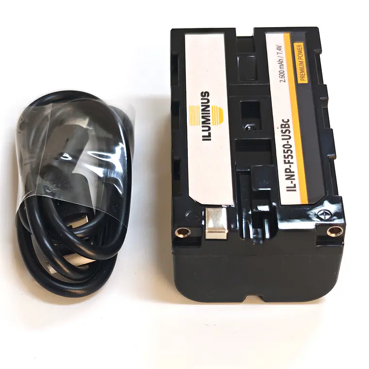 Iluminus IL-NP-F550-USB-C Batería Con Puerto de Carga Para Cámaras y Luces Que Usan Baterías NP-F550 / NP-F570 6