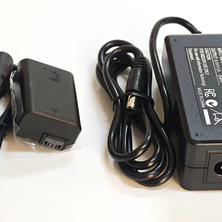 Iluminus IL-AC-FW50 Adaptador de Corriente Para Cámaras Que Usan Batería NP-FW50 4