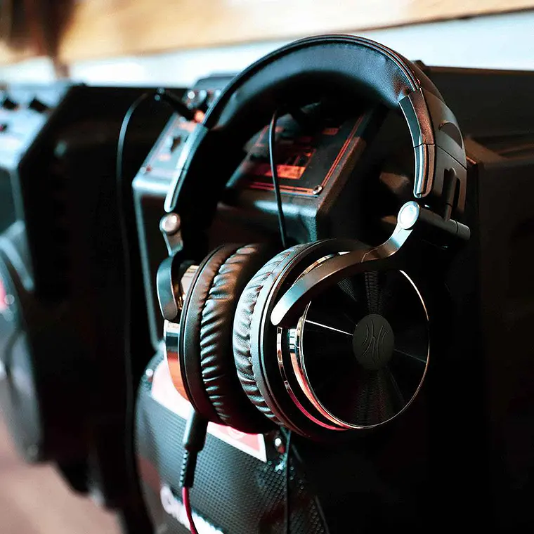 OneOdio Pro10 Black - Audífonos de Estudio y DJ 4