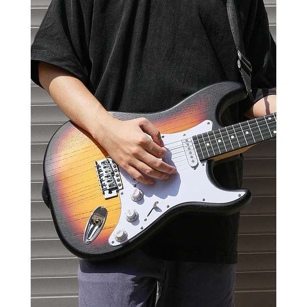 Donner DST-80 Kit Guitarra Eléctrica Stratocaster con Amplificador Recargable 5W Sunburst EC6959 7