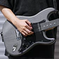 Donner DST-80 Kit Guitarra Eléctrica Stratocaster con Amplificador Recargable 5W Matte Black EC6961 - Miniatura 7