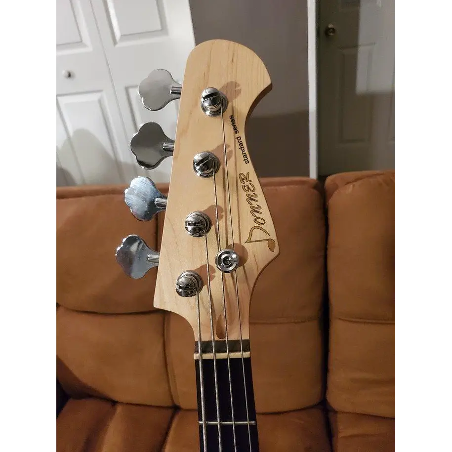 Donner DJB-510 Bajo Eléctrico Jazz Bass 4 Cuerdas Tamaño Completo con Funda Blanco EC1389 4