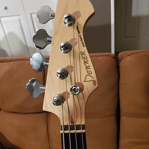 Donner DJB-510S Bajo Eléctrico Jazz Bass 4 Cuerdas Tamaño Completo con Funda Sunburst EC1388
