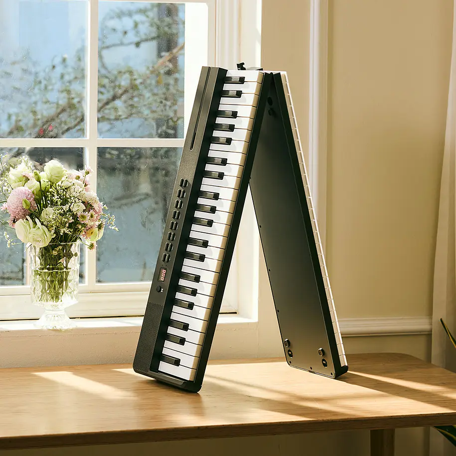 Donner DP-10 Piano Digital Plegable 88 Teclas Semipesadas Ultracompacto con Bluetooth EC6856 13