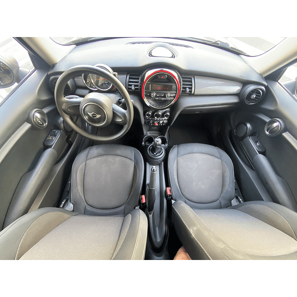 MINI COOPER D 1.5 95CV ANO 2014 6