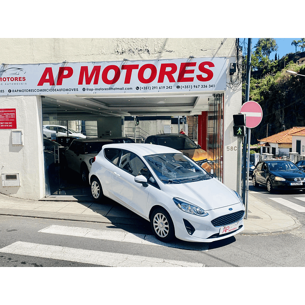 FORD FIESTA 1.5 TDCI TREND 86CV ANO 2020 1