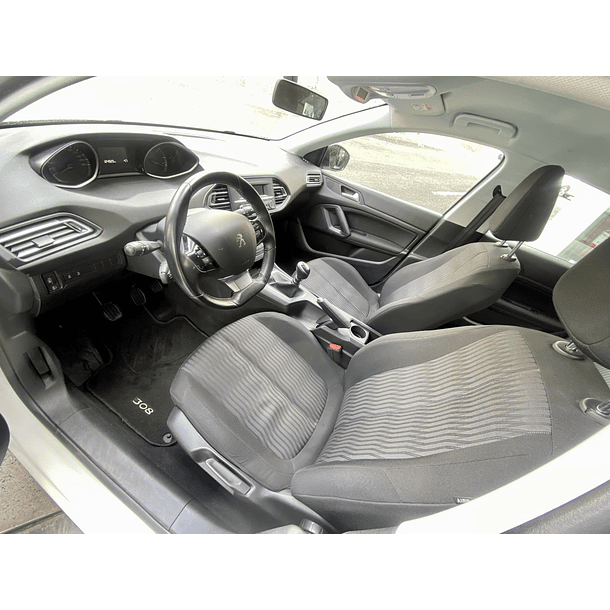 PEUGEOT 308 1.5 HDI 102 CV IVA DEDUTIVEL ANO 2020 8