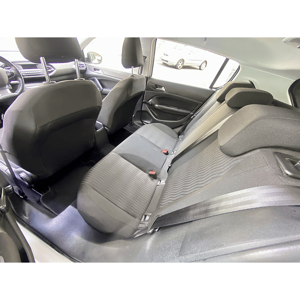 PEUGEOT 308 1.5 HDI 102 CV IVA DEDUTIVEL ANO 2020 10