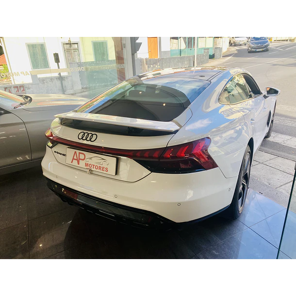 AUDI E-TRON GT QUATTRO MATRIX 476CV 100% ELETRICO ANO 2021  9