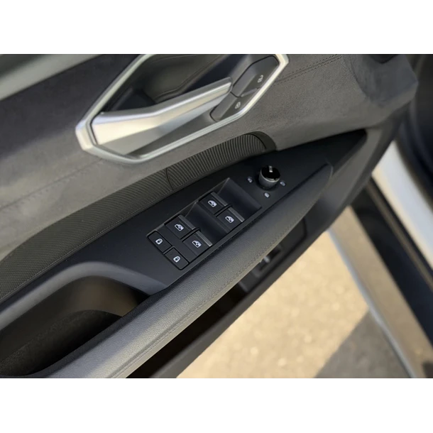 AUDI E-TRON GT QUATTRO MATRIX 476CV 100% ELETRICO ANO 2021  39