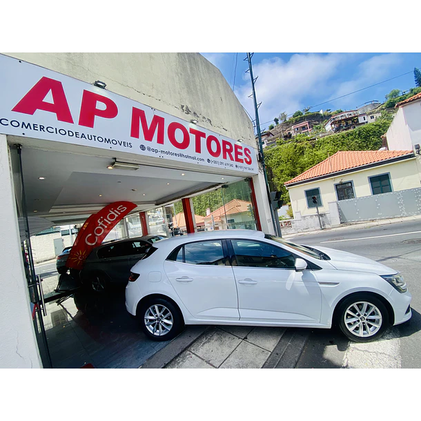 RENAULT MEGANE 1.5 DCI INTENSE LINE REGIONAL ANO 2017 3