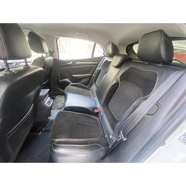 RENAULT MEGANE 1.5 DCI INTENSE LINE REGIONAL ANO 2017 9