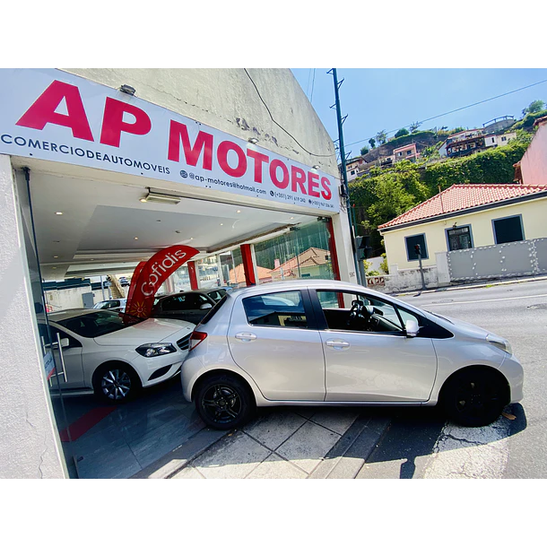 TOYOTA YARIS 1.4 D4D 90CV CX 6 ANO 2012 3