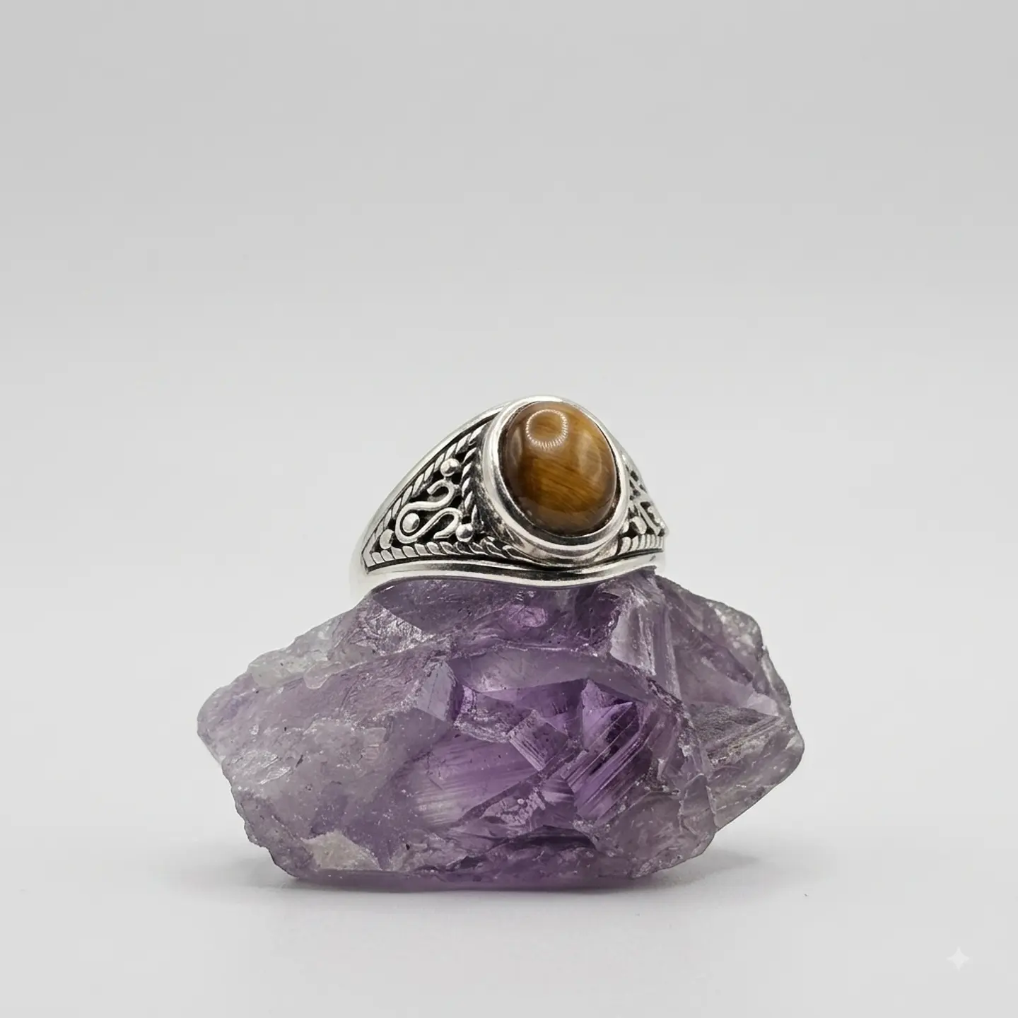 Anillo Ojo de Tigre Tribal en Plata 925 1