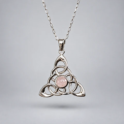 Colgante Trisquel con Cuarzo Rosa en Plata 925
