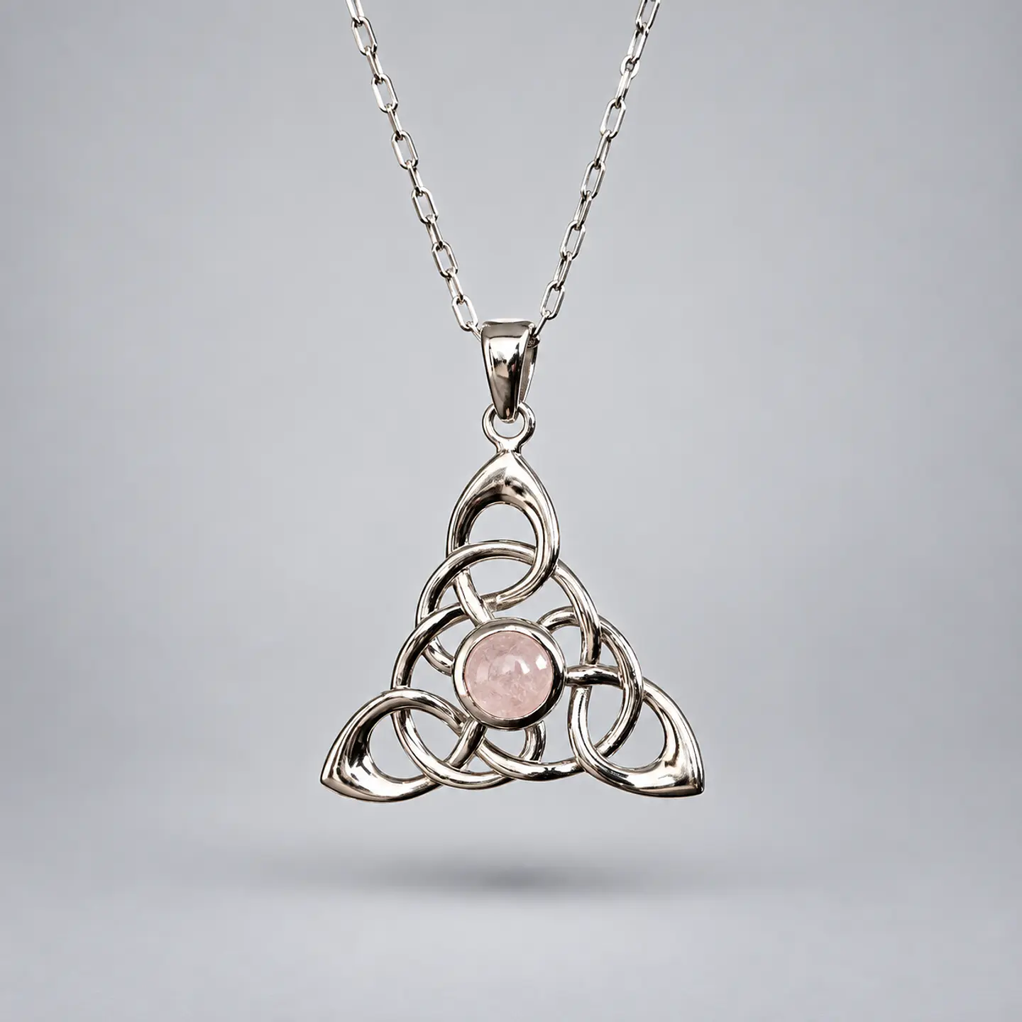 Colgante Trisquel – Cuarzo Rosa 1
