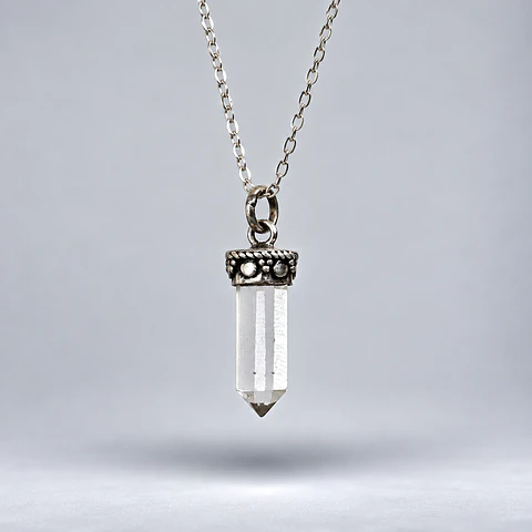 Colgante Punta de Cuarzo Cristal en Plata 925