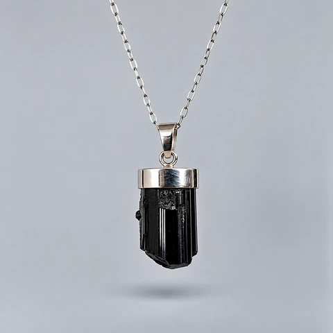 Colgante Punta de Turmalina Negra en Plata 950