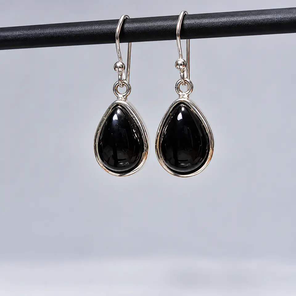 Aros Gota de Ónix en Plata 925 1