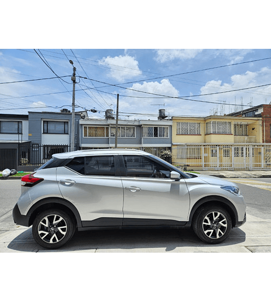 Nissan Kicks 