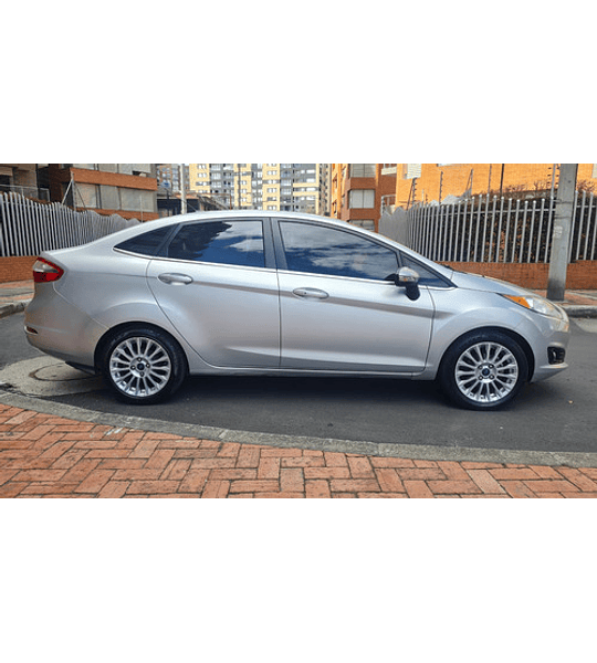 Ford Fiesta Titanium