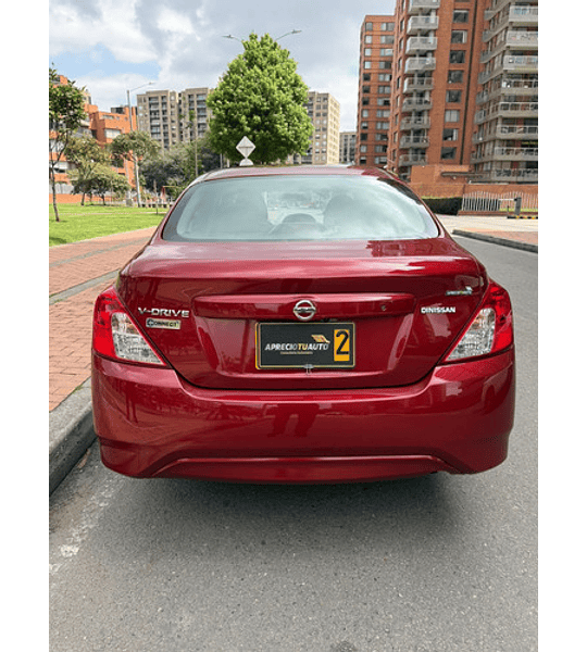Nissan Versa V-drive Connect 2023 Automático Impecable!