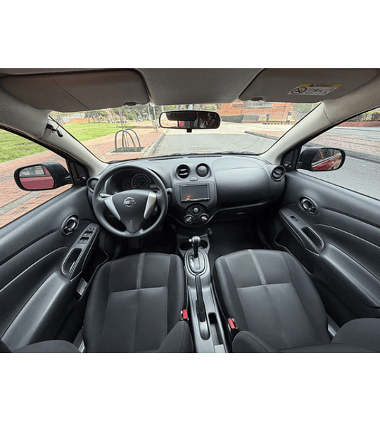 Nissan Versa V-drive Connect 2023 Automático Impecable!