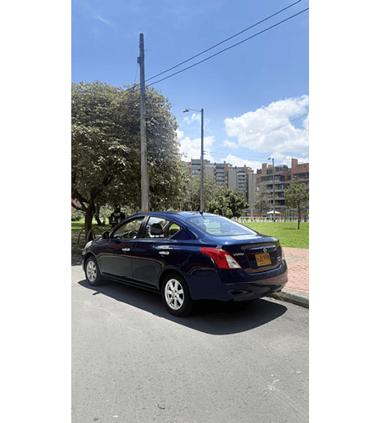 Nissan Versa 1.6 Advance