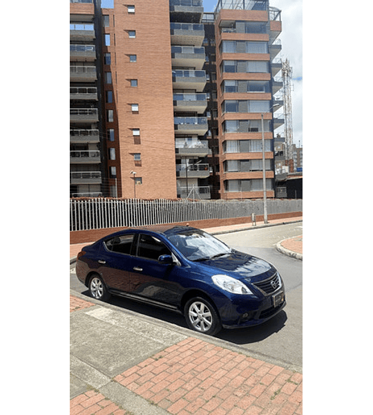 Nissan Versa 1.6 Advance