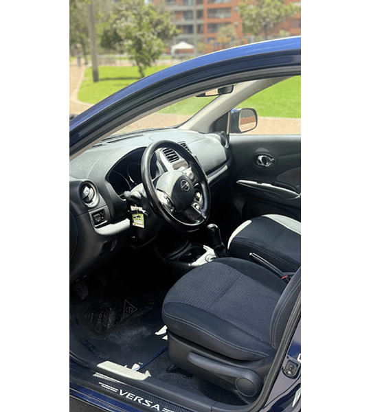 Nissan Versa 1.6 Advance