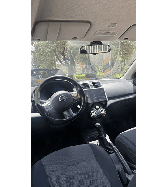 Nissan Versa 1.6 Advance