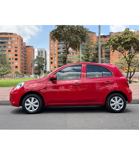 Nissan March Active 1.6 Airbag Abs