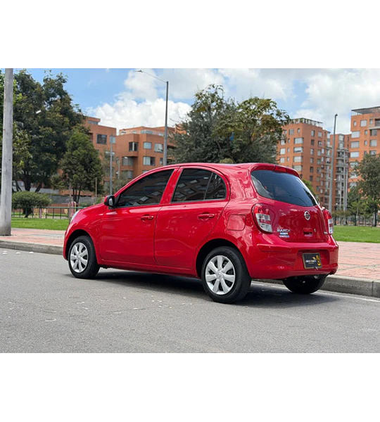 Nissan March Active 1.6 Airbag Abs