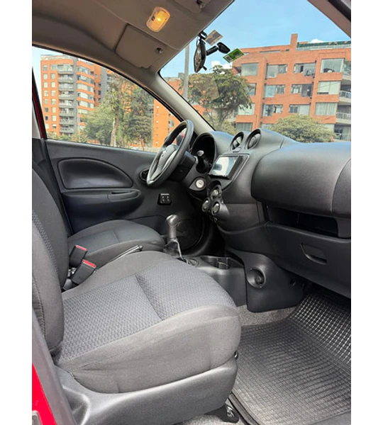 Nissan March Active 1.6 Airbag Abs