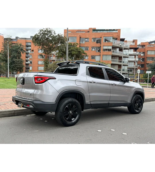 Renault Duster Oroch 2.0 Intens At