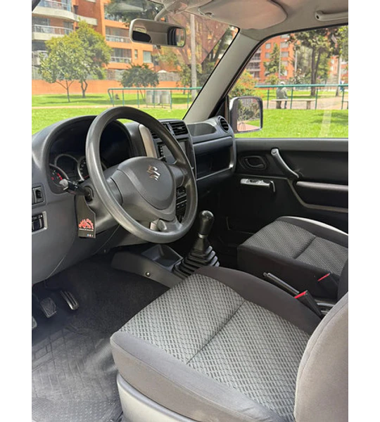 Suzuki Jimny 1.3 Jlx 4x4 + Bajo Full Equipo