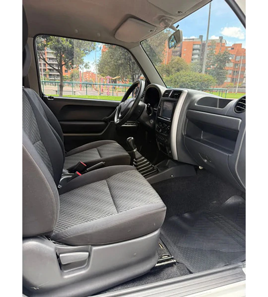 Suzuki Jimny 1.3 Jlx 4x4 + Bajo Full Equipo