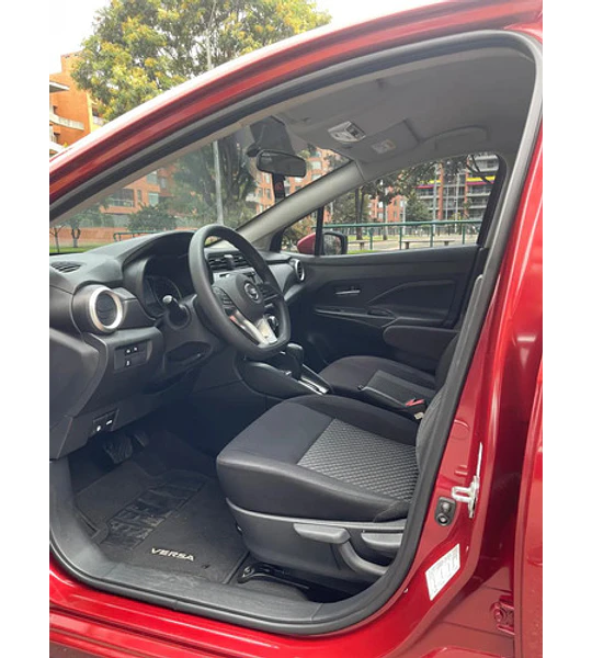 Nissan Versa 1.6 Sense Cvt