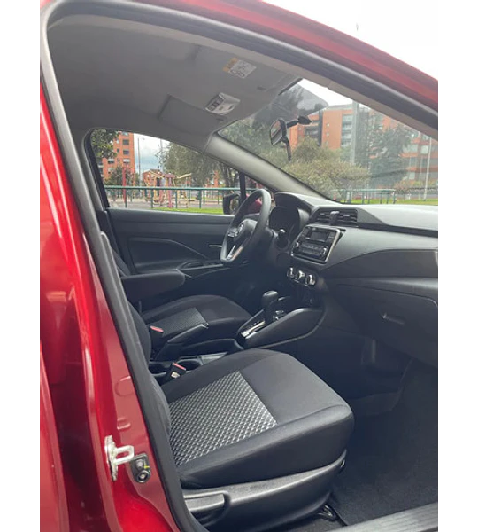 Nissan Versa 1.6 Sense Cvt