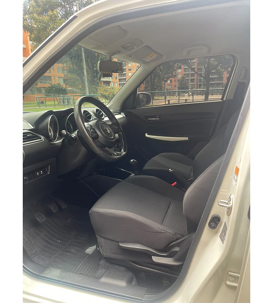 SUZUKI SWIFT HIBRIDO