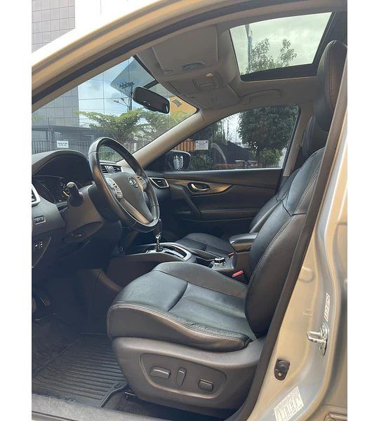 NISSAN X TRAIL EXCLUSIVE 