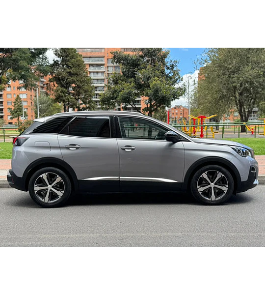 Peugeot 3008 Allure 1.6 Turbo Impecable!