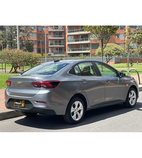 Chevrolet Onix 1.0t Premier Sedan At