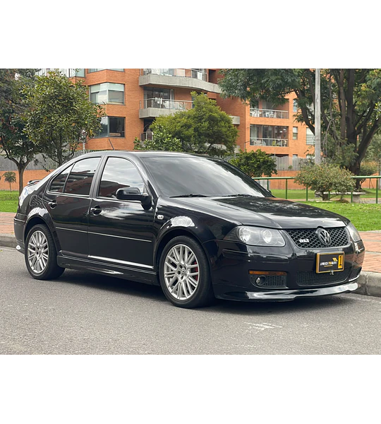 VOLKSWAGEN  JETTA GLI