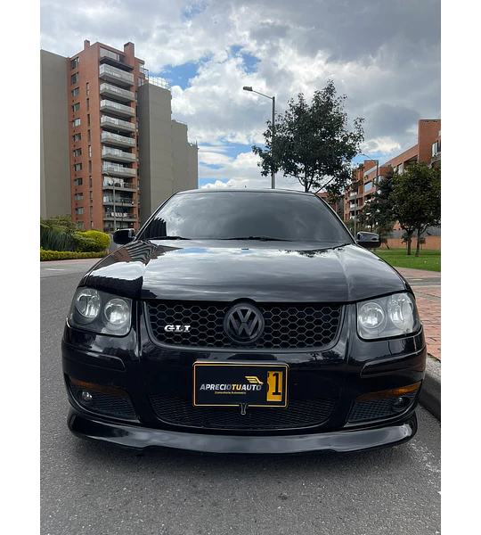 VOLKSWAGEN  JETTA GLI