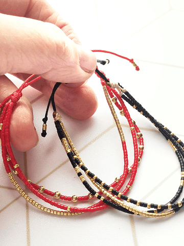 Pulsera hilo miyuki triple 