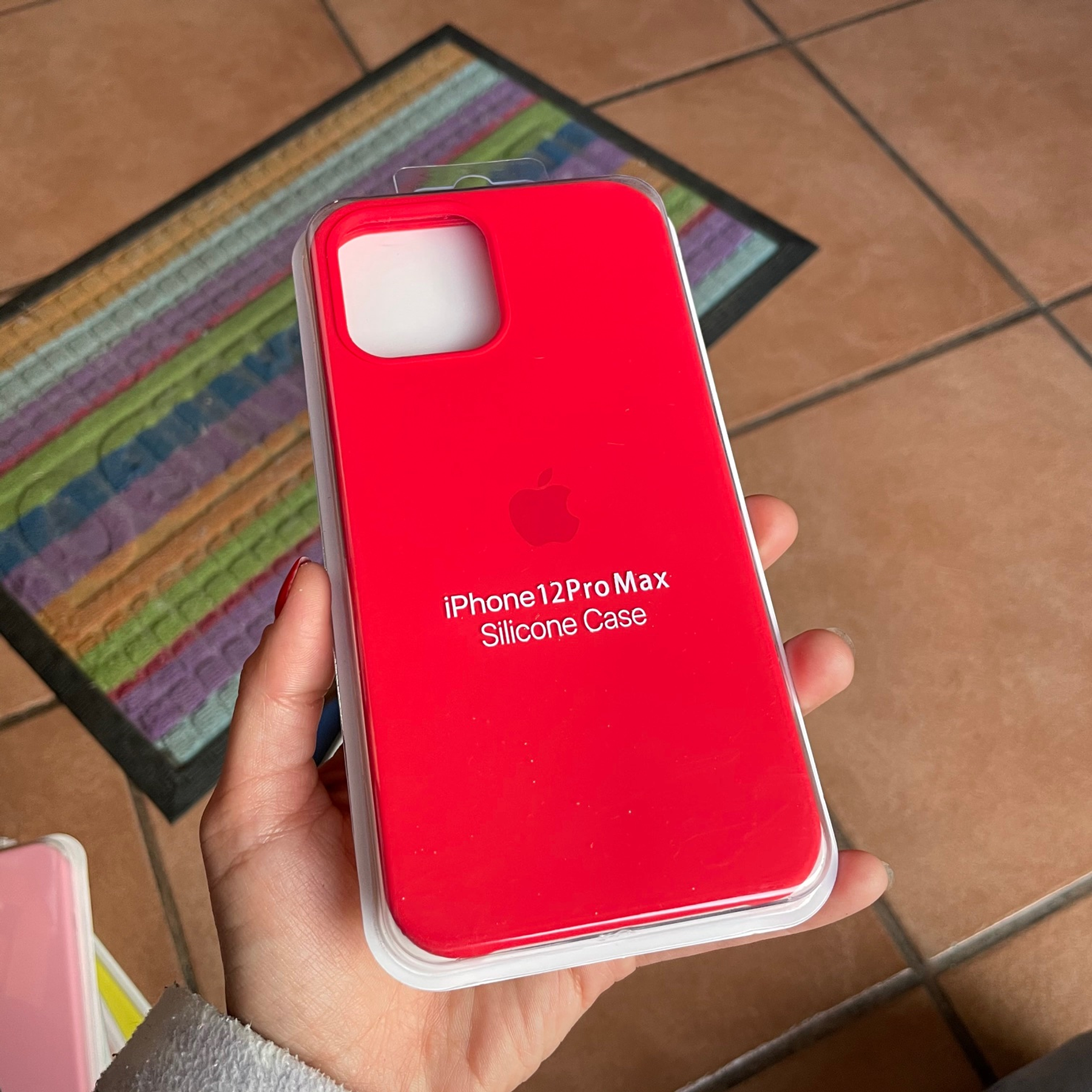 Carcasas iPhone 12 Pro Max Silicona Aterciopelada Roja