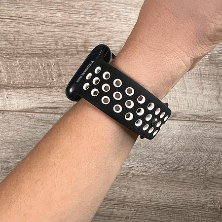 Correa deportiva 38/40/41mm negra c/puntos blancos