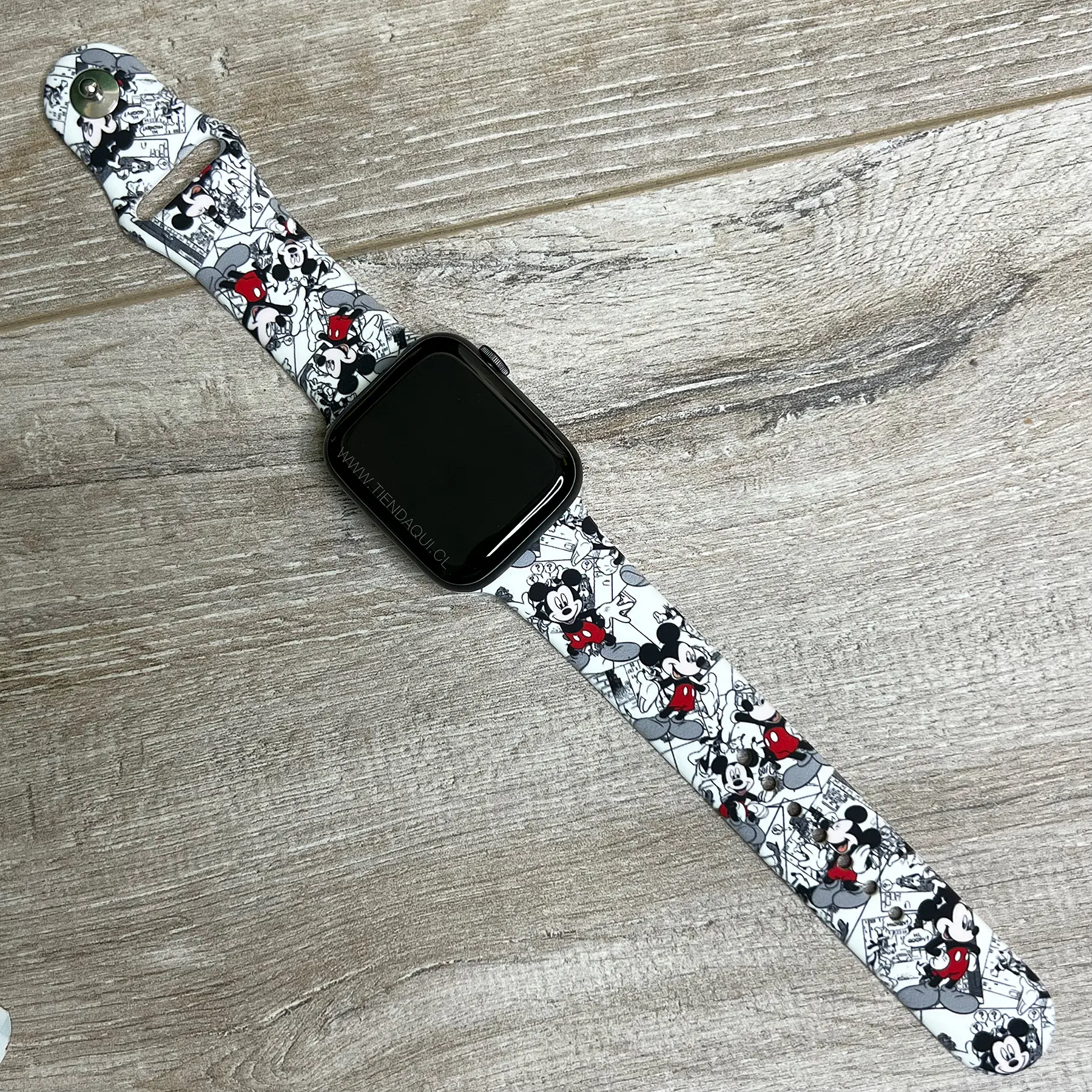Correa diseño  mickey blanco/negro 38/40/41mm